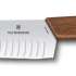 Нож кухонный Victorinox Swiss Modern, разделочный, 170мм, стальной, дерево [6.9050.17kg]